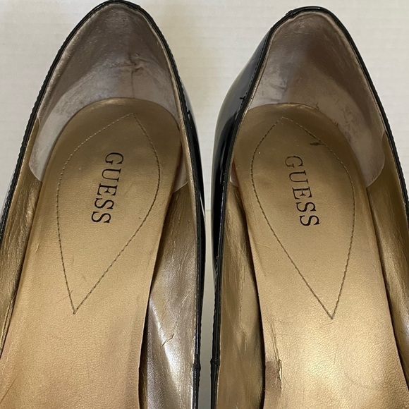 Vintage Guess Black Patent Leather Platform Pumps in Size 10 - Picture 11 of 11